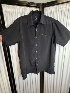 Tanoa Men’s Short-Sleeve Button-Up Shirt